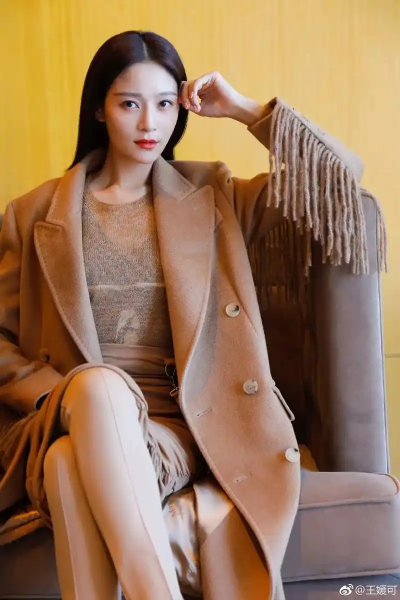 陈晓接档陆毅?王媛可还没戏拍?徐静蕾不结婚?姨太问答