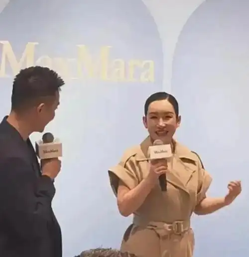 秦海璐脸肿到认不出拖地裤配无袖风衣毫无美感穿出1米5既视感