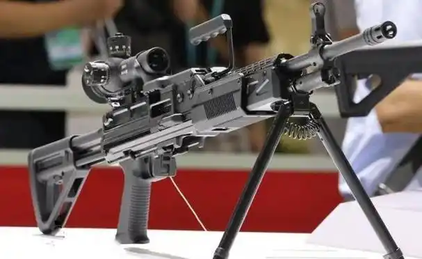 轻武器|解放军新式装备20式新枪族是否是中国轻武器的里程碑?