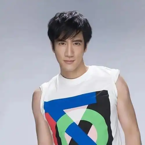 王力宏回应上《歌手》:想听live来石家庄