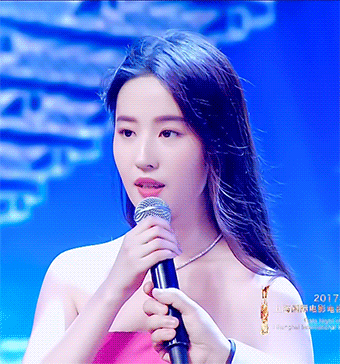 刘亦菲电影节礼貌可爱gif动图_动态图_表情包下载_soogif