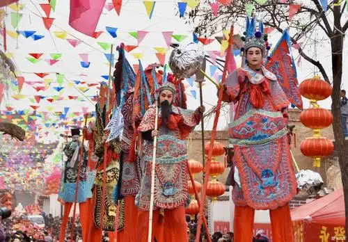二月二来龙抬头 踩起高跷闹社火