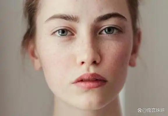 女生的皮肤暗沉无光泽是因为什么除了熬夜还有这几点要注意