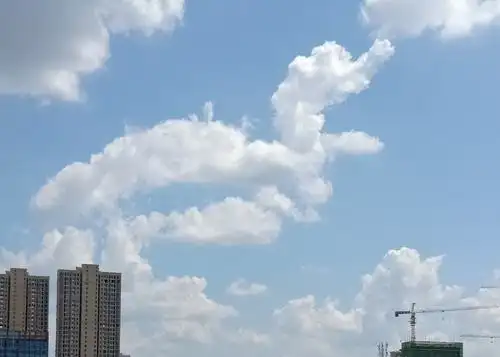 夕阳云彩 变化无常