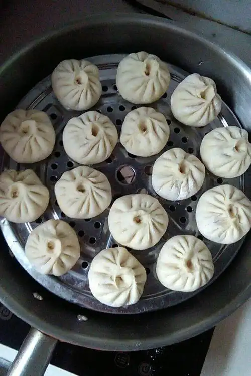 我滴做的松软多汁的肉包子
