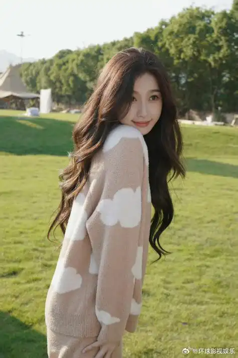 春天送我蕾丝穿##虞书欣真听劝#虞书欣超话ubras这件蕾丝兔耳杯也