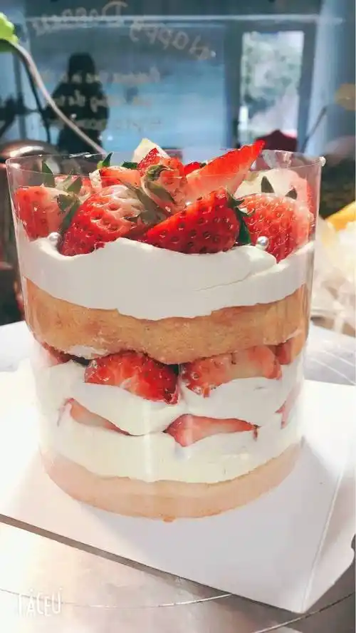 最近做的一波草莓小蛋糕