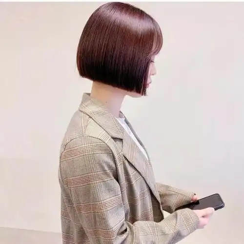 剪短小一倍,看完有恋爱的感觉了(适合脸大女生的短发发型图片) - 冷求