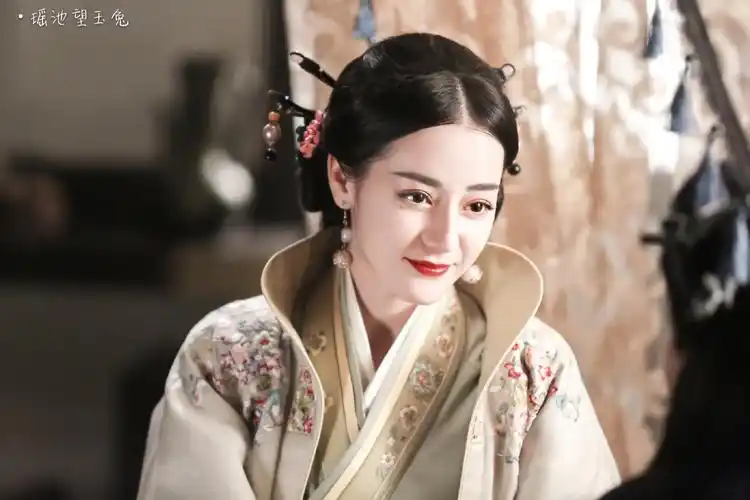 cr:瑶池望玉兔饭修/迪丽热巴秦时丽人明月心丽姬公孙丽