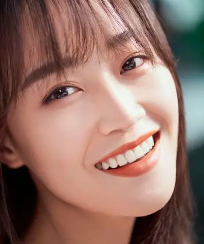 蓝盈莹唯美代言写真图片