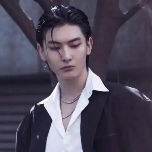 大背头型男社会人头像