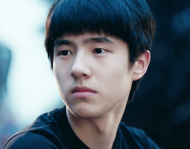 刘昊然出道八周年快乐