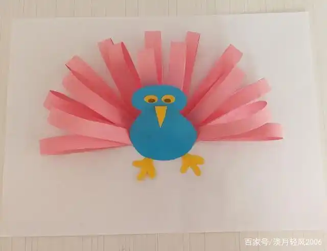 幼儿手工,用卡纸做一只美丽的孔雀,有教程