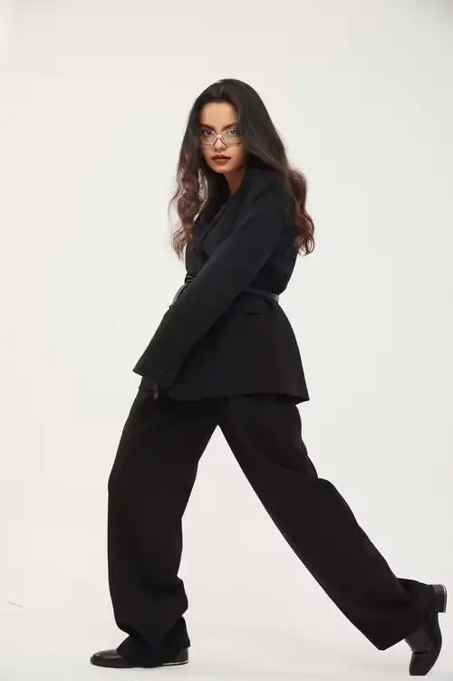 混血模特:rosemary ,超高质量的青春美少女!_条件_台步_表现力