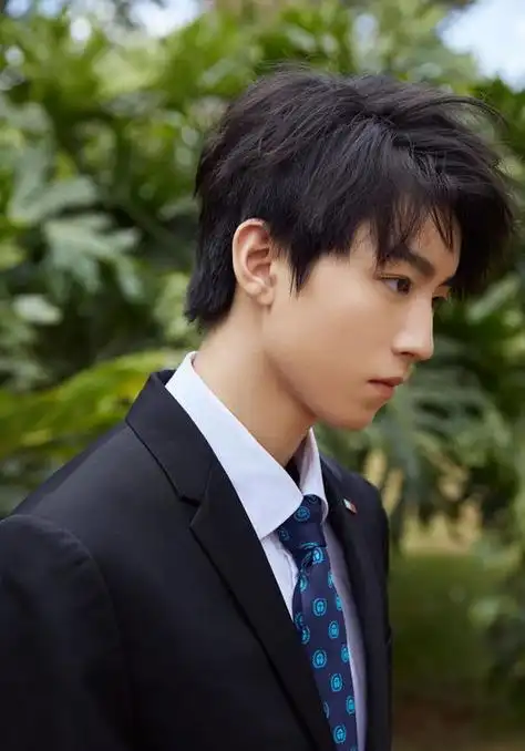 王俊凯八字婚姻状况如何 - 王俊凯命理妻子