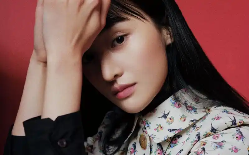 郑爽时尚写真图片桌面壁纸