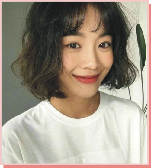 最适合长款波波头的烫发是蛋卷头,精致优雅时尚减龄