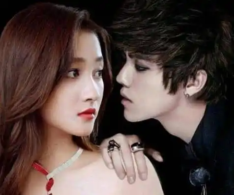 最近,不断有媒体报道鹿晗和关晓彤已经同居的消息,大都是通过关晓彤的