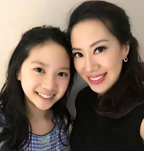 回顾明星女孩任达华女儿18岁名下三十套房黄磊女儿16岁当导演