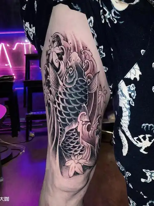 鲤鱼遮盖#_纹身图案手稿图片_lee的纹身作品集