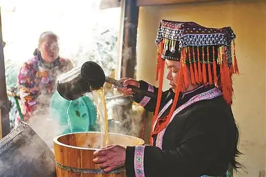 龙胜县:瑶族药浴铺就村民致富路