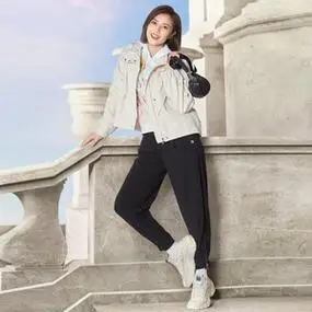 斐乐女装 春夏【高圆圆同款】女装长裤简约运动裤女宽松休闲女裤