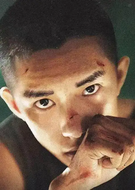 盘点男明星剃光头,那些男星的光头造型