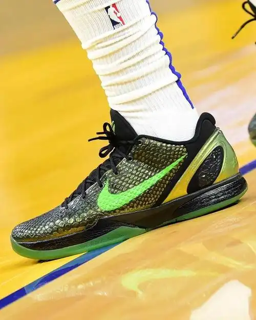 球鞋|战靴|科比|小编|nike_网易订阅