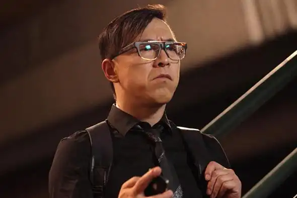 中国好声音黄渤献唱伍思凯的《爱与愁》