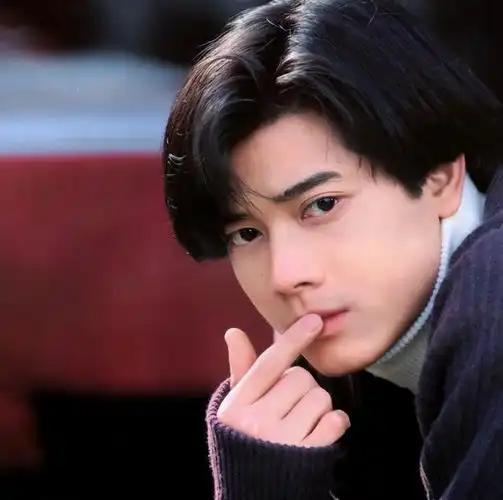 郭富城年轻的时候图片(郭富城罕见旧照)(1)