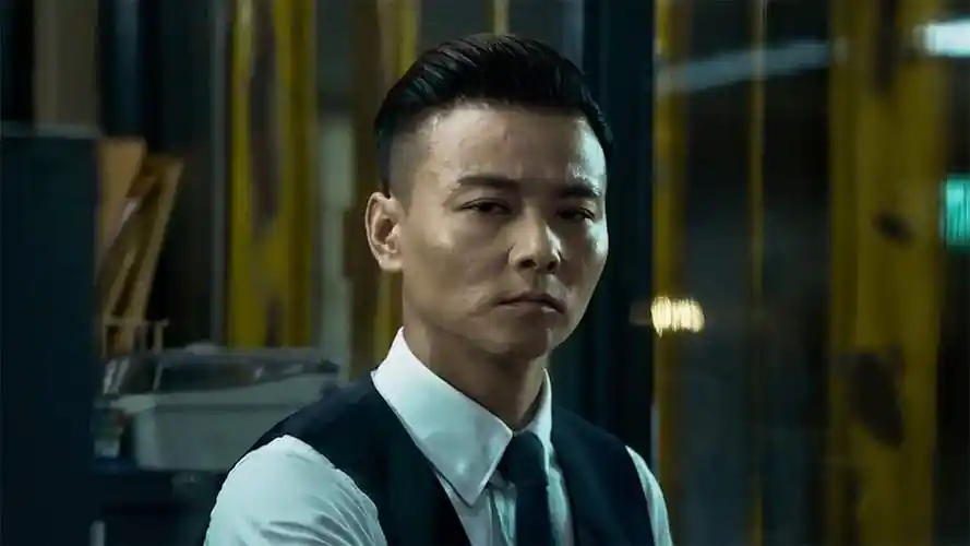 张晋化身西装暴徒,带你见证超精彩格斗!