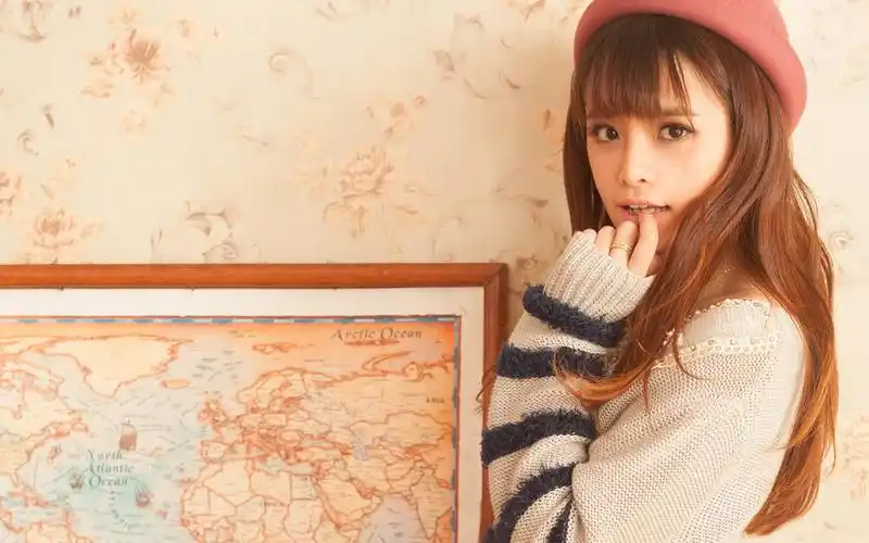 唯美校园女郎孔一红写真高清桌面壁纸