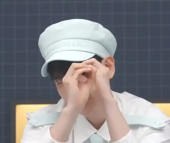 边伯贤英雄联盟单曲paranoia##边伯贤