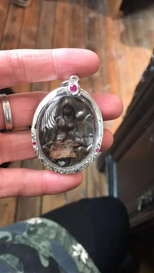 【泰国佛牌】阿赞摩纳 特别版 九尾狐仙