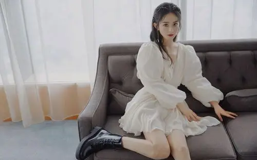赵丽颖白纱裙写真图片-美女壁纸-高清美女图片-第10图-娟娟壁纸