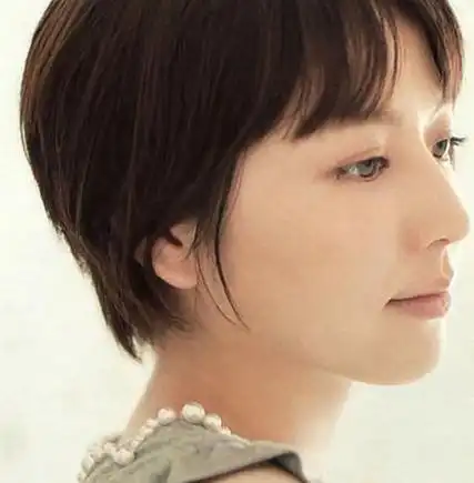 预热情人节女星发型 国字脸发型设计真人示范