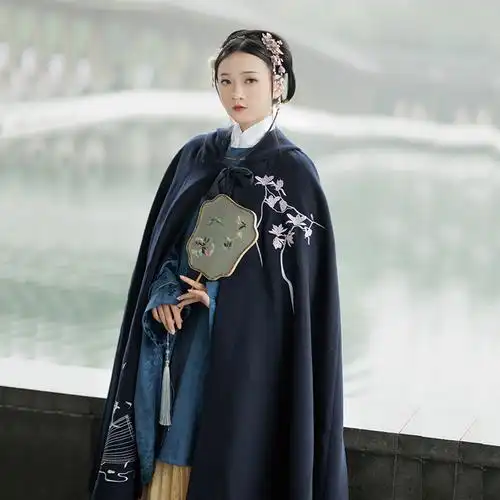 秋冬长款披肩披风古风刺绣汉服斗烟雨自制原创汉服