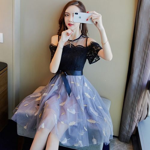 2019新款一字露肩蕾丝连衣裙系带高腰显瘦超仙连衣裙