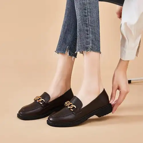 她他之城新款平底乐福鞋女鞋软皮单鞋春秋季百搭一脚蹬英伦风小皮鞋