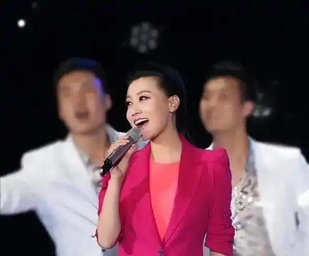 谭晶我这辈子最正确的决定就是为科学家丈夫生一对双胞胎