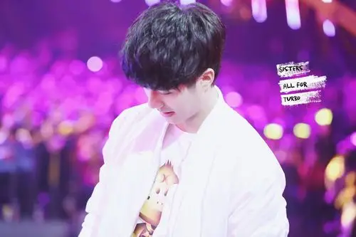 刘昊然 虎牙弟弟 cr 微博 @sisters_刘昊然姐姐站