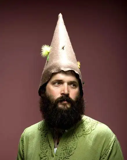 令人眼花缭乱的古怪胡须大选美