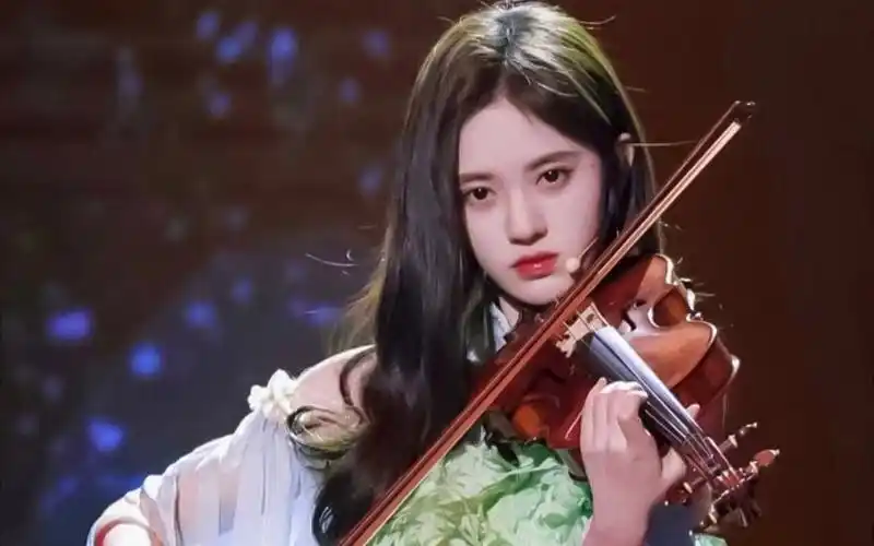 鞠婧祎小提琴合集