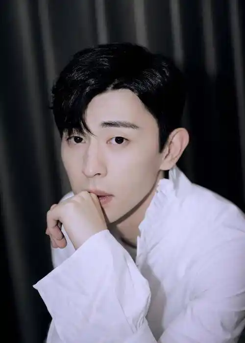邓伦第一,作为90后男演员,他太成功了_肖战_陈情_因为