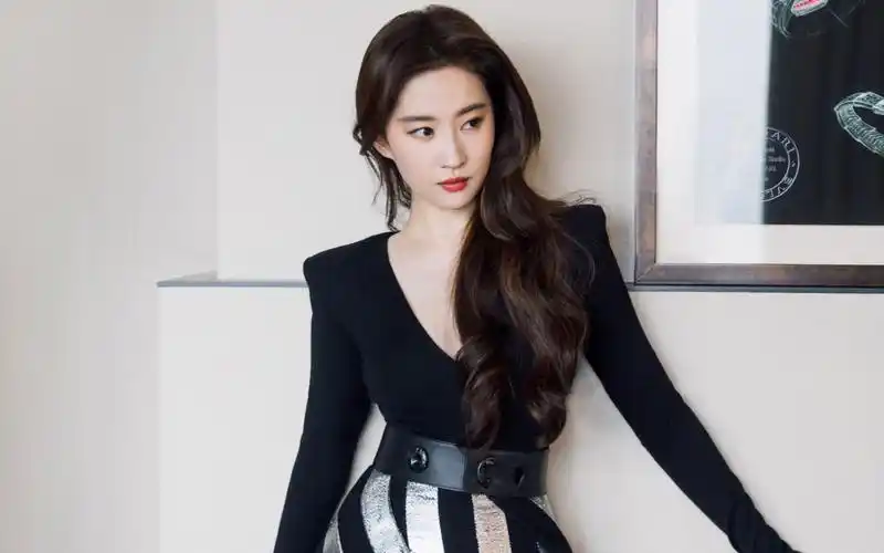 女明星 #刘亦菲