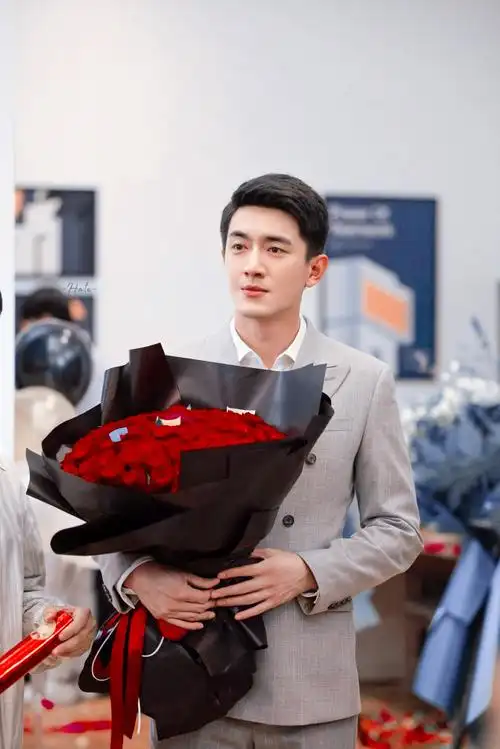 林更新谭松韵请叫我总监旧照