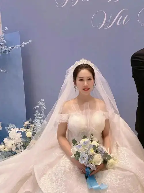 我的新娘子真的好美