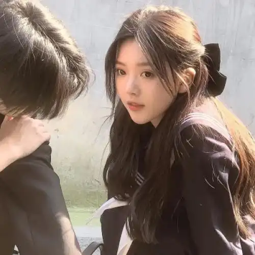 好看冷酷的情侣头像一男一女,最不屑一顾是相思