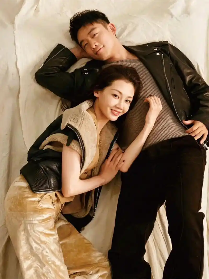 郑恺苗苗夫妇合体拍大片  亲们,来聊聊最新的娱乐话题94!