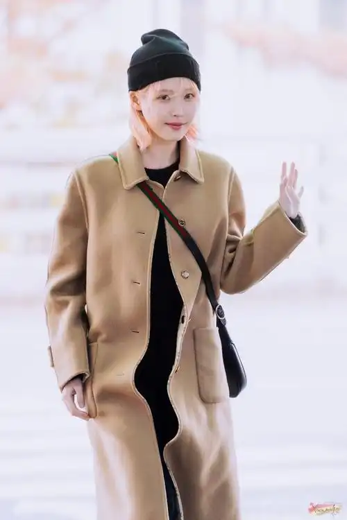 iu韩国第一女solo##iu染粉发